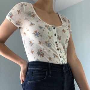 American Eagle Outfitters White Floral Top XS